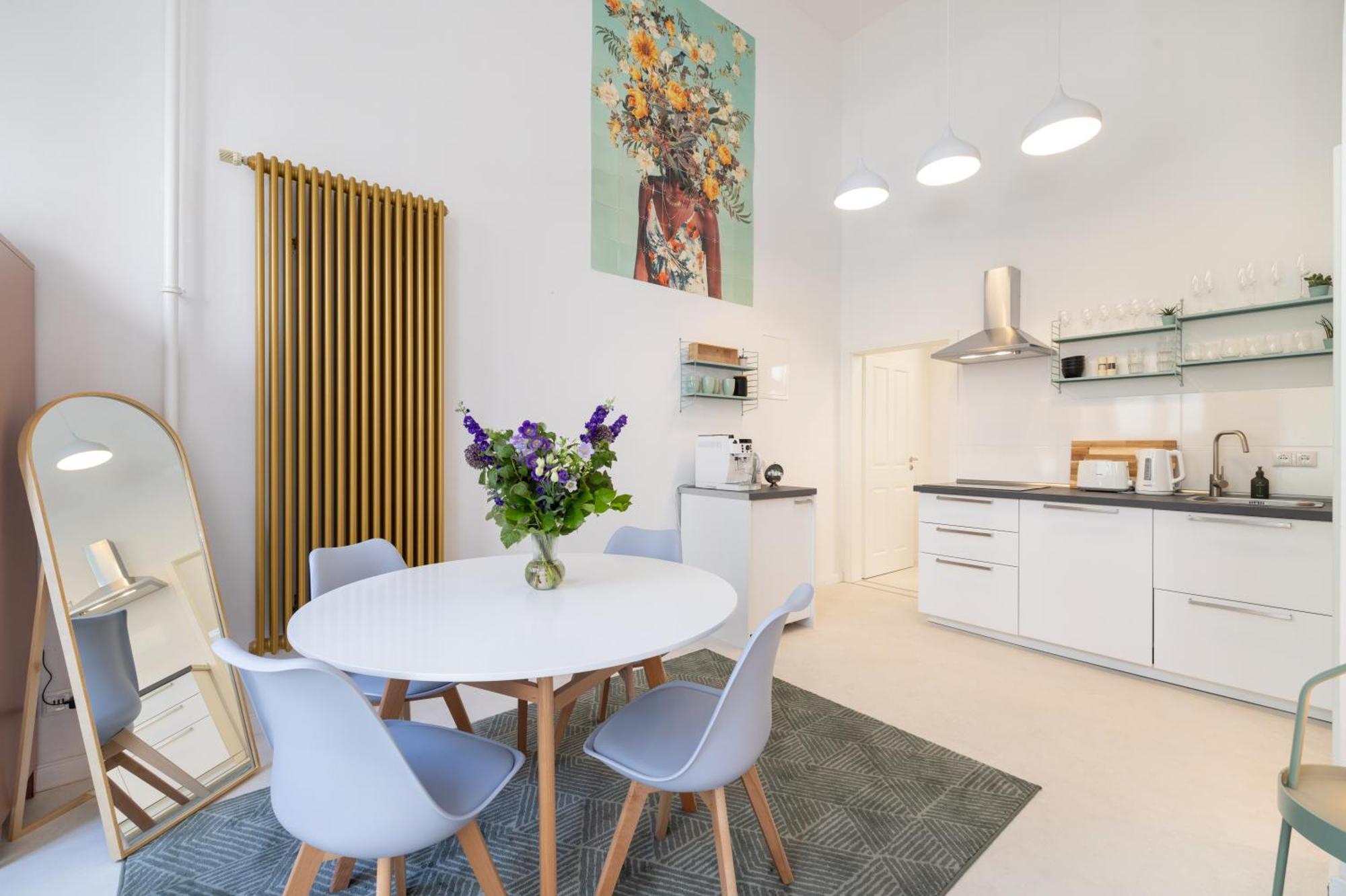 Great 2-Room Loft With 2 Bathrooms And 2 Kitchen Берлин Экстерьер фото