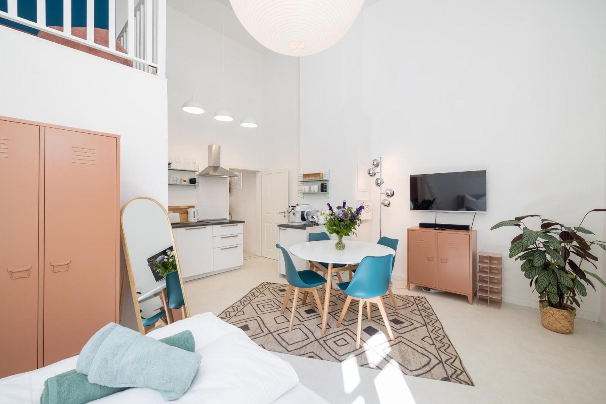 Great 2-Room Loft With 2 Bathrooms And 2 Kitchen Берлин Экстерьер фото